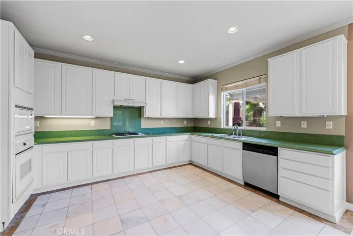 29718 Byron Place, Castaic, California 91384