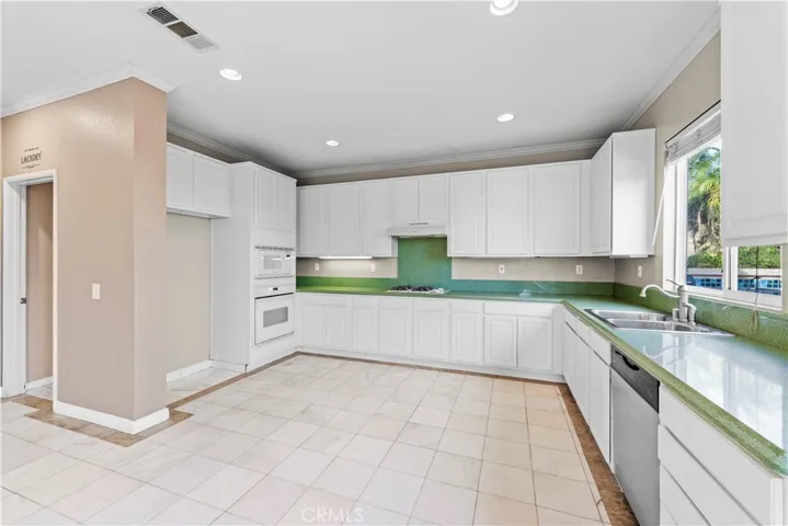 29718 Byron Place, Castaic, California 91384