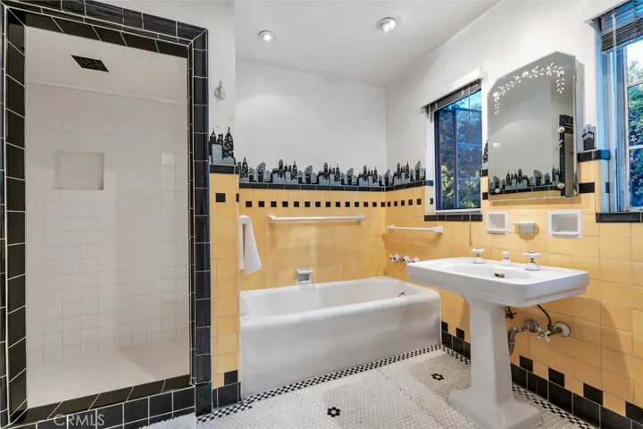 Primary ensuite.