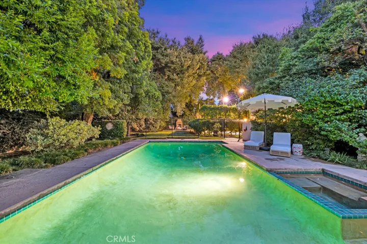 Pool from breakfast nook.