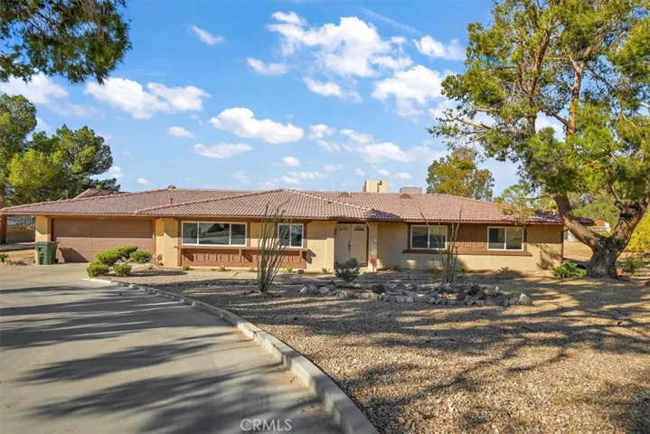 14214 Monte Verde Road, Apple Valley, California 92307