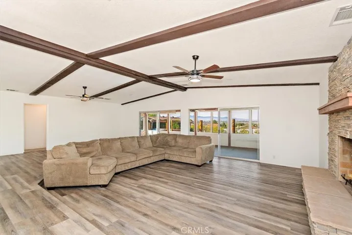 14214 Monte Verde Road, Apple Valley, California 92307