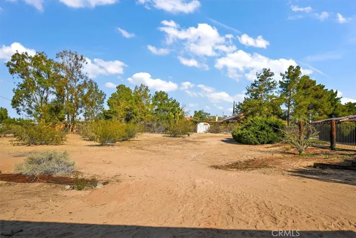 14214 Monte Verde Road, Apple Valley, California 92307