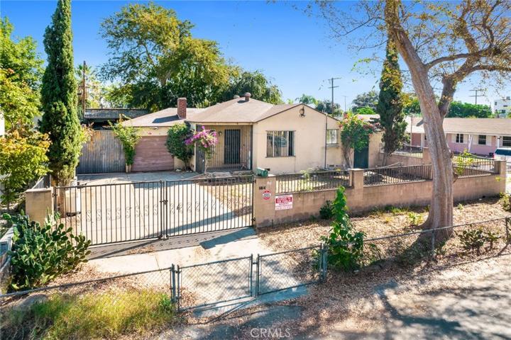 6424 Bakman Avenue, North Hollywood, California 91606