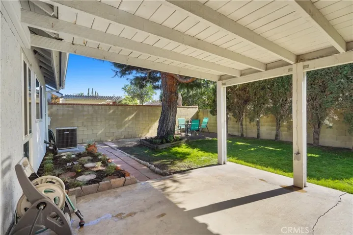 1512 Beechwood Street, Santa Ana, California 92705