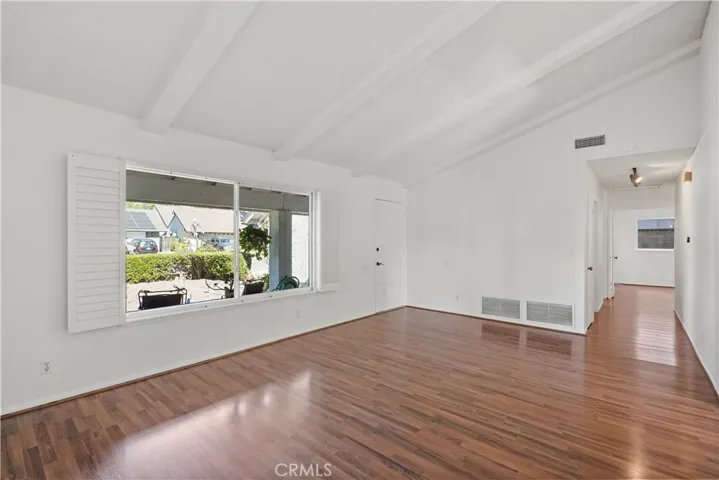 1512 Beechwood Street, Santa Ana, California 92705
