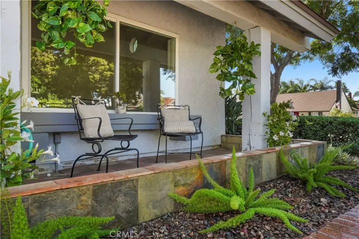 1512 Beechwood Street, Santa Ana, California 92705