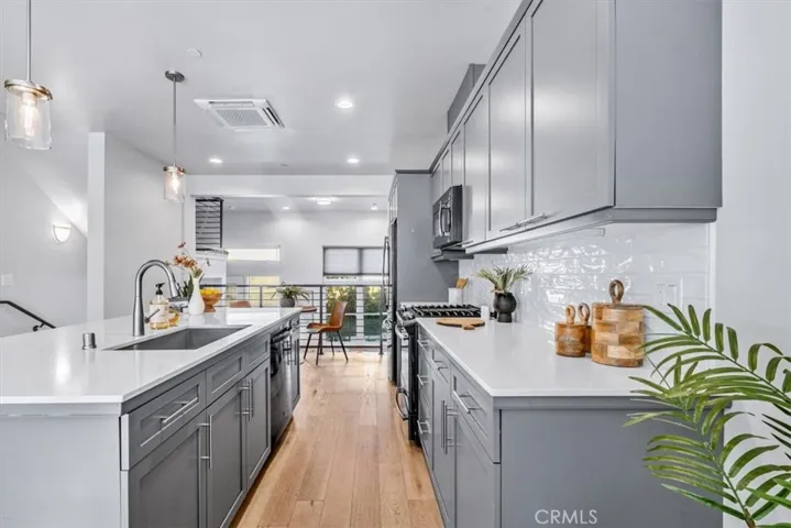 2478 Victoria Avenue Unit 103, San Luis Obispo, California 93401