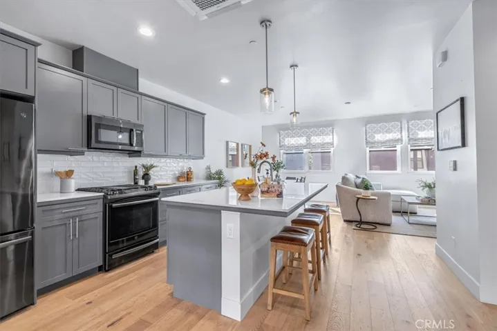 2478 Victoria Avenue Unit 103, San Luis Obispo, California 93401