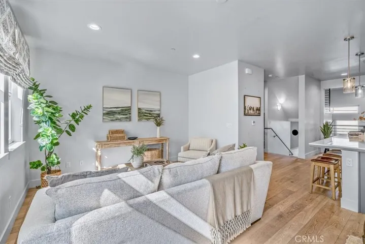 2478 Victoria Avenue Unit 103, San Luis Obispo, California 93401