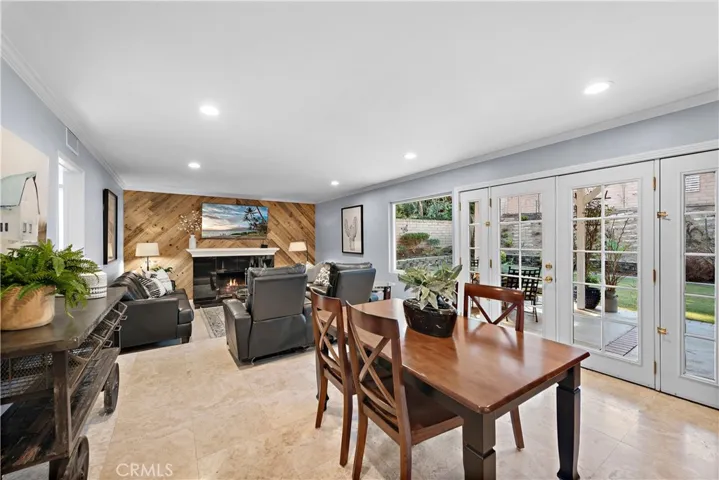 963 S Vassar Circle, Anaheim Hills, California 92807