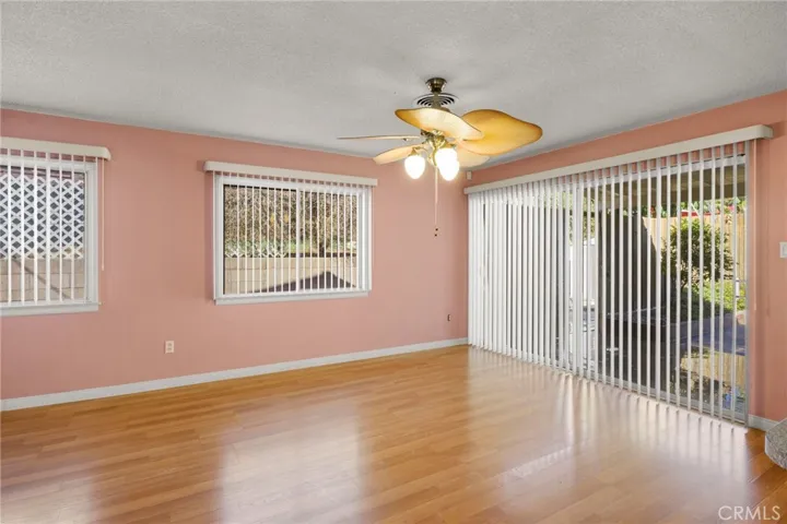 Dining room opens out to the courtyard