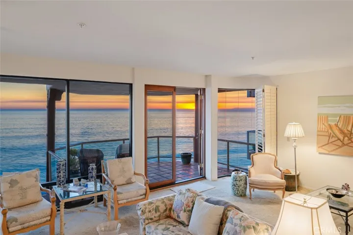 263 Avenida Lobeiro Unit C, San Clemente, California 92672