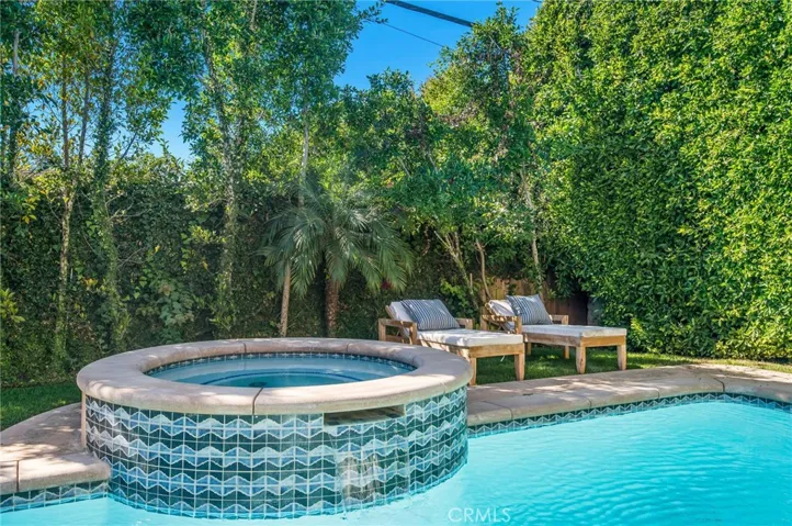 733 Moreno Avenue, Los Angeles, California 90049