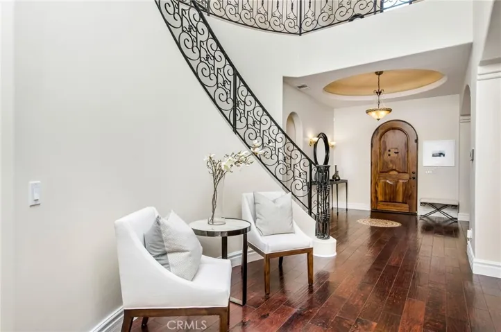 733 Moreno Avenue, Los Angeles, California 90049