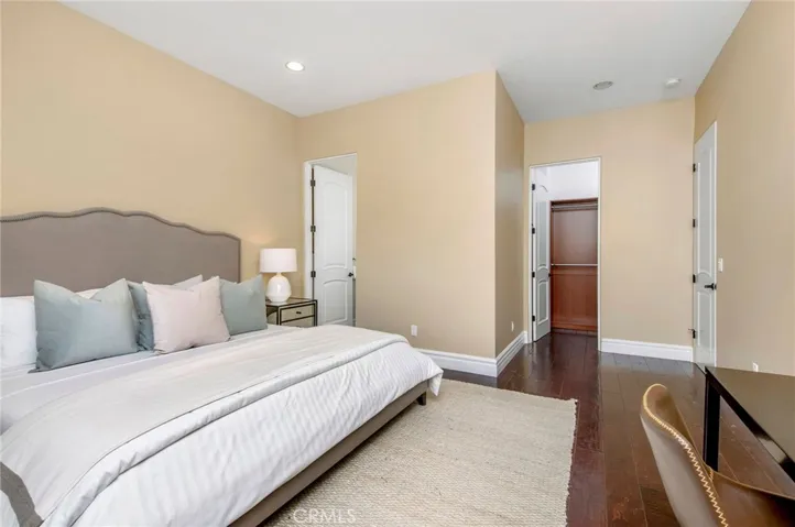 733 Moreno Avenue, Los Angeles, California 90049