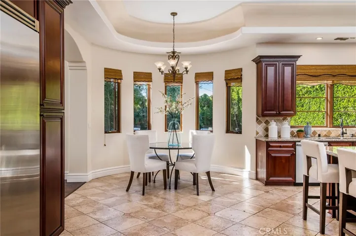 733 Moreno Avenue, Los Angeles, California 90049