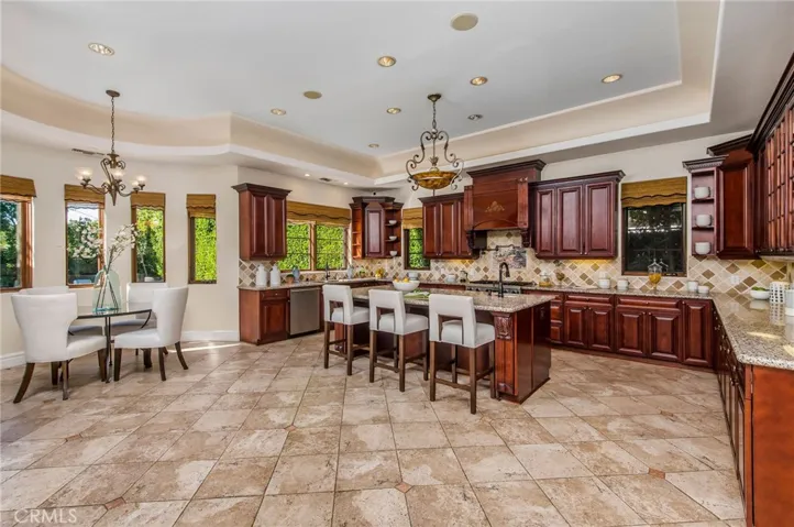 733 Moreno Avenue, Los Angeles, California 90049