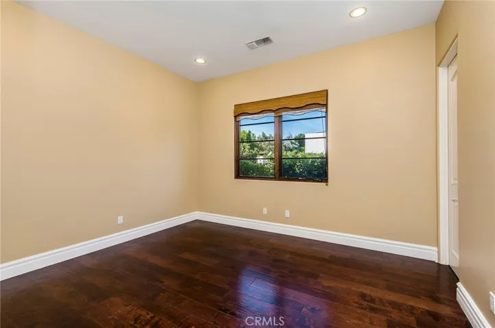 733 Moreno Avenue, Los Angeles, California 90049