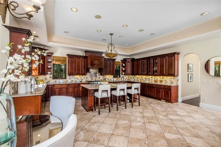 733 Moreno Avenue, Los Angeles, California 90049