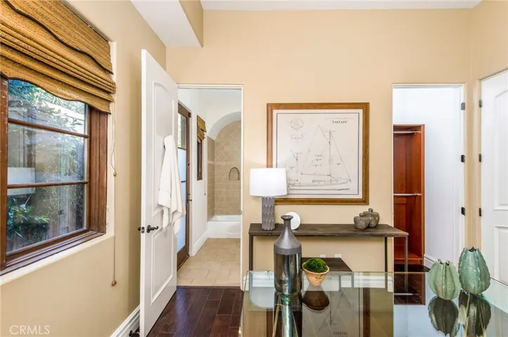 733 Moreno Avenue, Los Angeles, California 90049