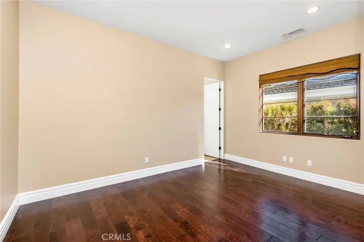 733 Moreno Avenue, Los Angeles, California 90049