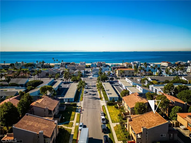 16935 Bluewater Lane, Huntington Beach, California 92649