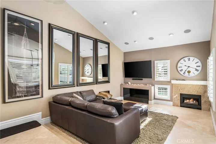 16935 Bluewater Lane, Huntington Beach, California 92649