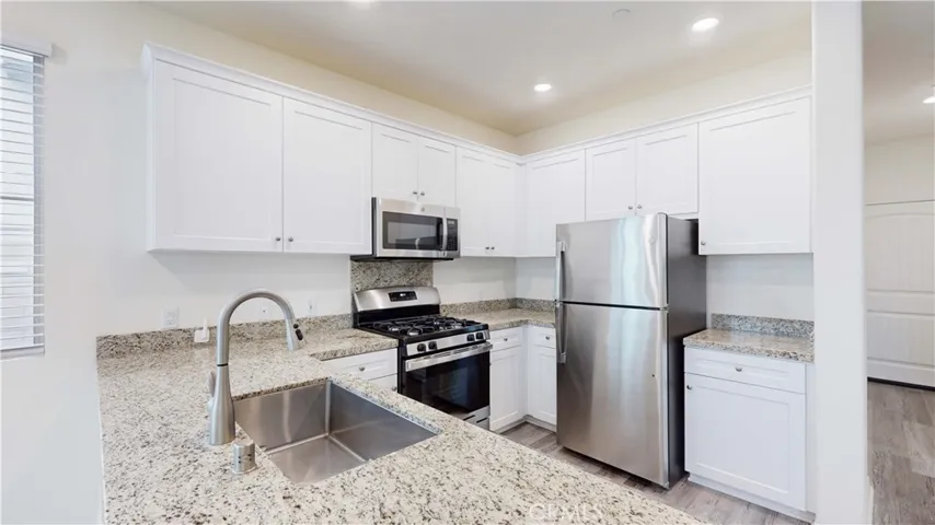 24120 Dolcetto Avenue 806, Murrieta, California 92562