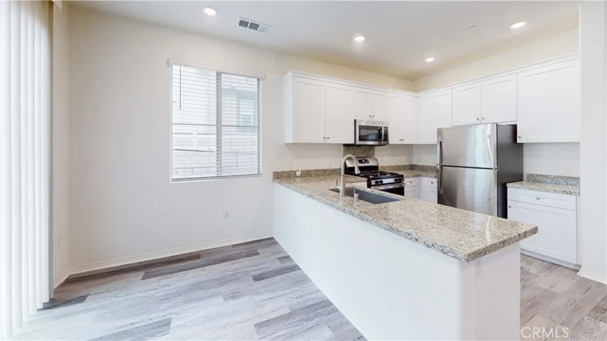 24120 Dolcetto Avenue 806, Murrieta, California 92562