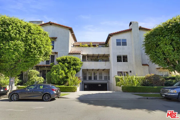 1110 S Shenandoah Street 10, Los Angeles, California 90035