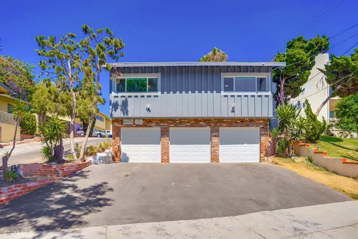 869 Glenway Drive, Inglewood, California 90302