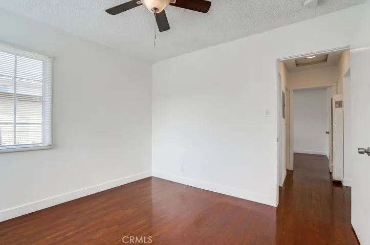 869 Glenway Drive, Inglewood, California 90302
