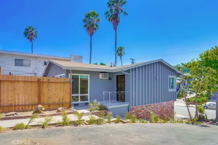 869 Glenway Drive, Inglewood, California 90302