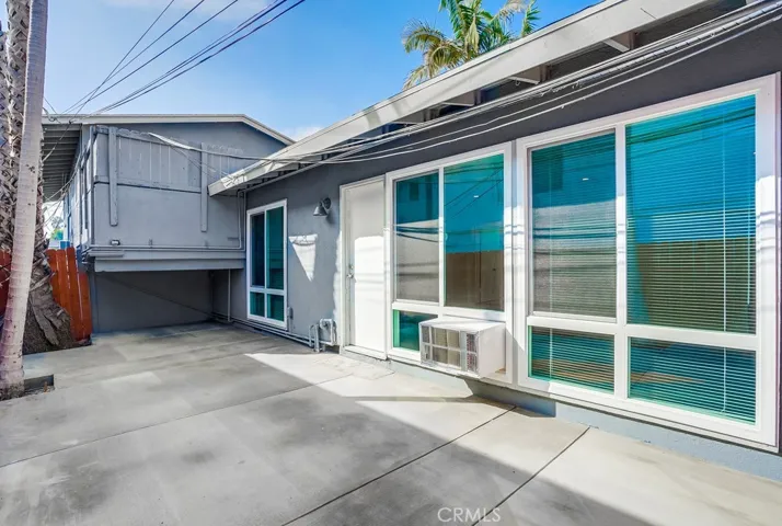 869 Glenway Drive, Inglewood, California 90302