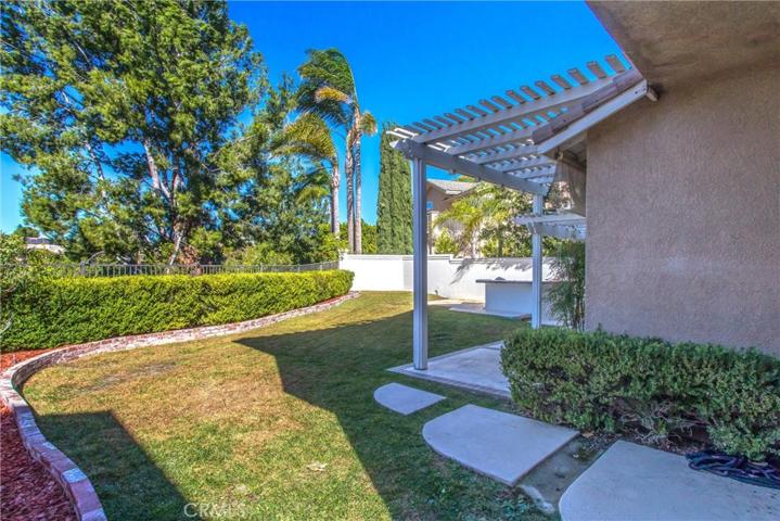 915 S Cottontail Lane, Anaheim Hills, California 92808