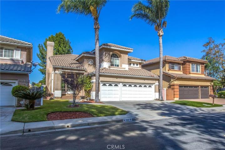 915 S Cottontail Lane, Anaheim Hills, California 92808