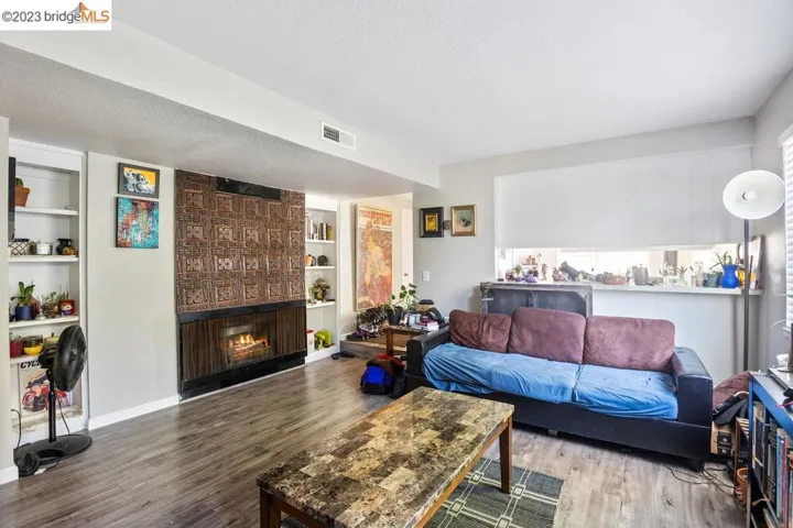 2340 Villanova Cir, Sacramento, California 95825