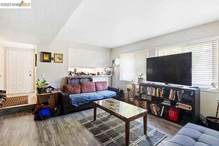 2340 Villanova Cir, Sacramento, California 95825