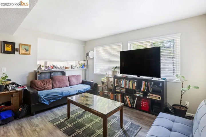 2340 Villanova Cir, Sacramento, California 95825