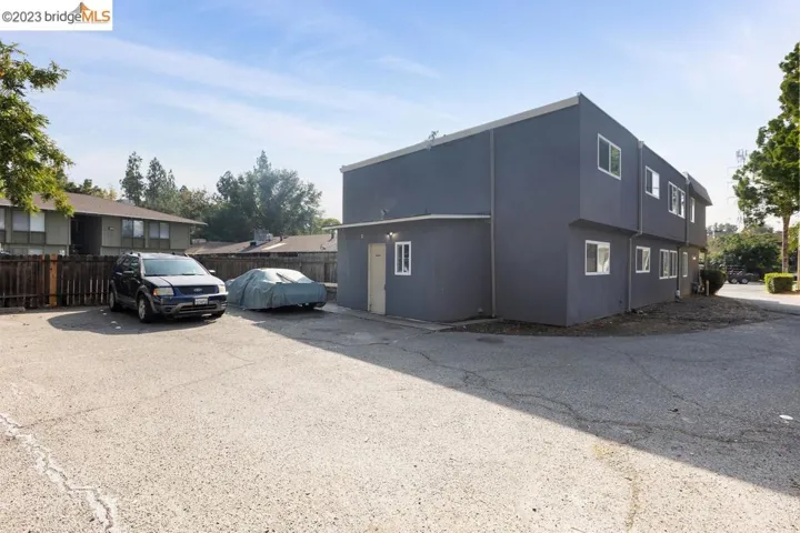 2340 Villanova Cir, Sacramento, California 95825