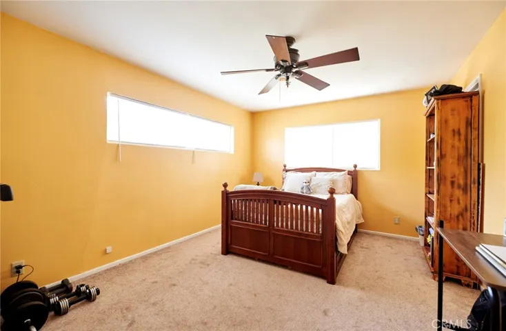 1263 Michigan Avenue, Beaumont, California 92223