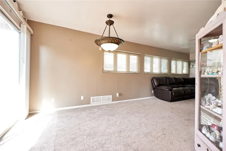 1263 Michigan Avenue, Beaumont, California 92223
