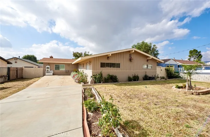 1263 Michigan Avenue, Beaumont, California 92223