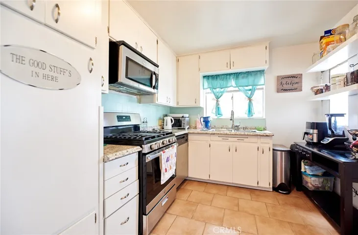 1263 Michigan Avenue, Beaumont, California 92223