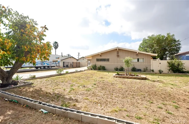 1263 Michigan Avenue, Beaumont, California 92223
