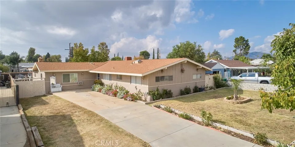 1263 Michigan Avenue, Beaumont, California 92223