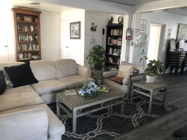 Clubhouse Lounge