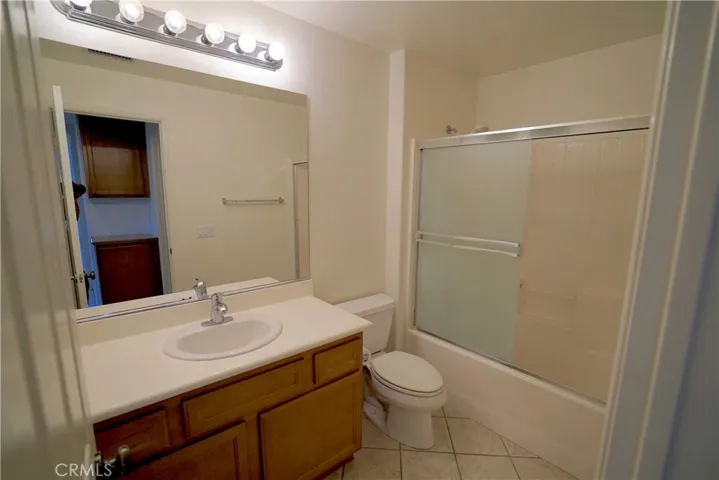 27002 Fairway Lane, Valencia, California 91381