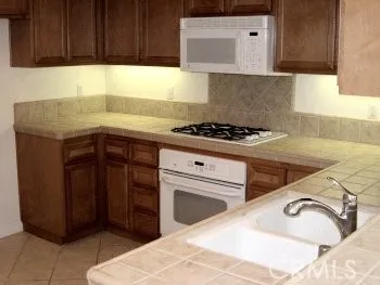 27002 Fairway Lane, Valencia, California 91381
